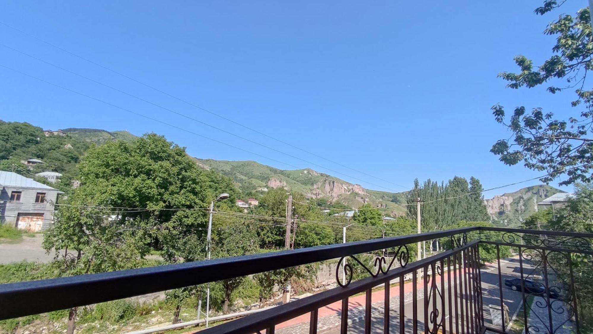 Отель Mthnador Горис Экстерьер фото